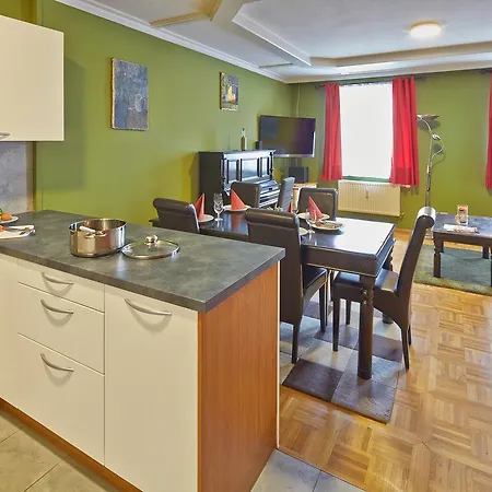 Markt Ardagger Lejlighed